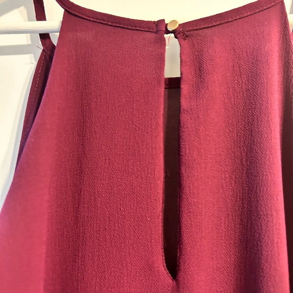Plum Sleeveless Keyhole Chiffon Top - XL - Picture 3 of 4
